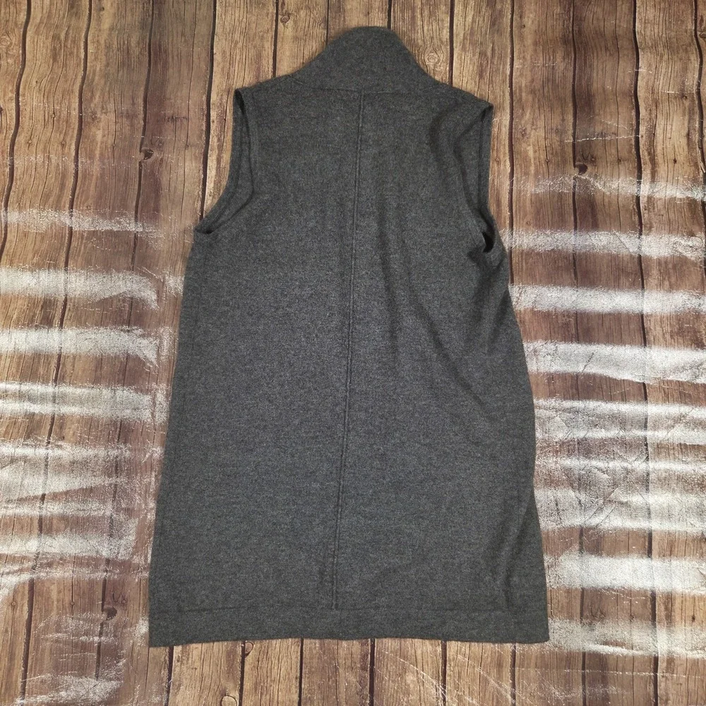 Kinross cashmere sweater